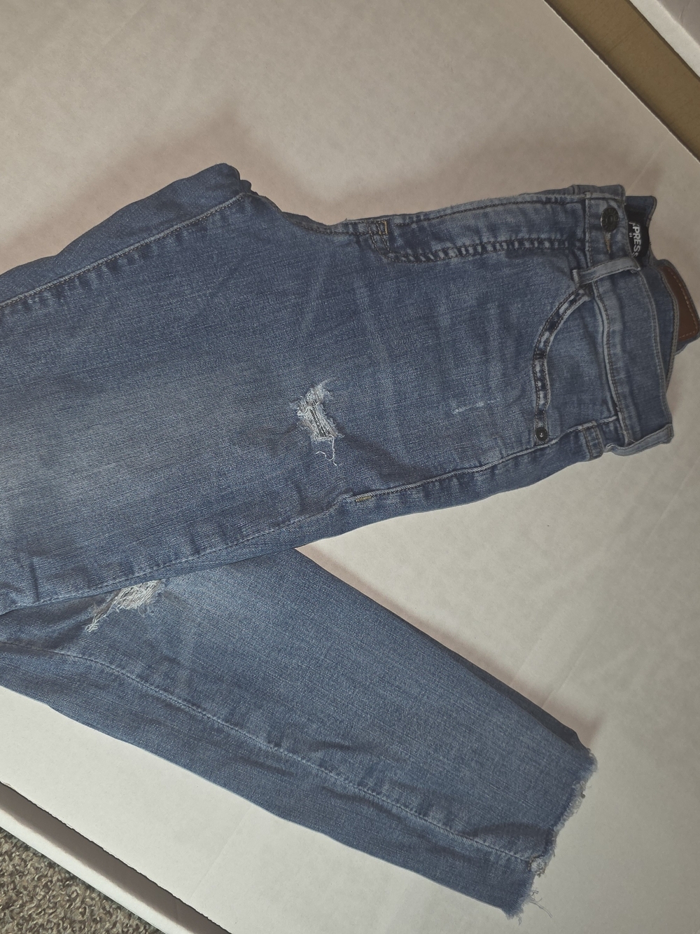 Express Women's Blue Ankle Crop Distressed Jeans